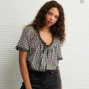 AE Short-Sleeve Gingham Button-Up Blouse ~ Medium BNWT